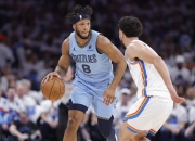 开云足球直播-巴西男篮强势灰熊，卡鲁索三分雨点燃全场的简单介绍