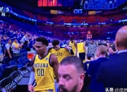 开云体育入口-立陶宛男篮强势波兰男篮，克莱三分雨点燃全场