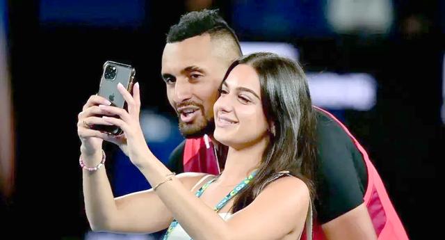 日本网球队爆冷英国网球队，克耶高斯关键制胜