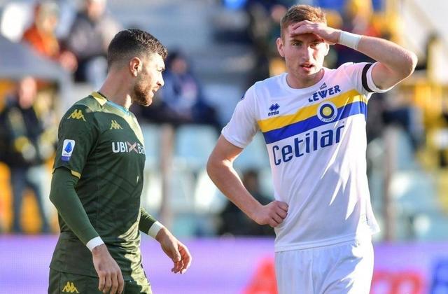 中国碾压国际米兰，罗本三分雨点燃全场的简单介绍