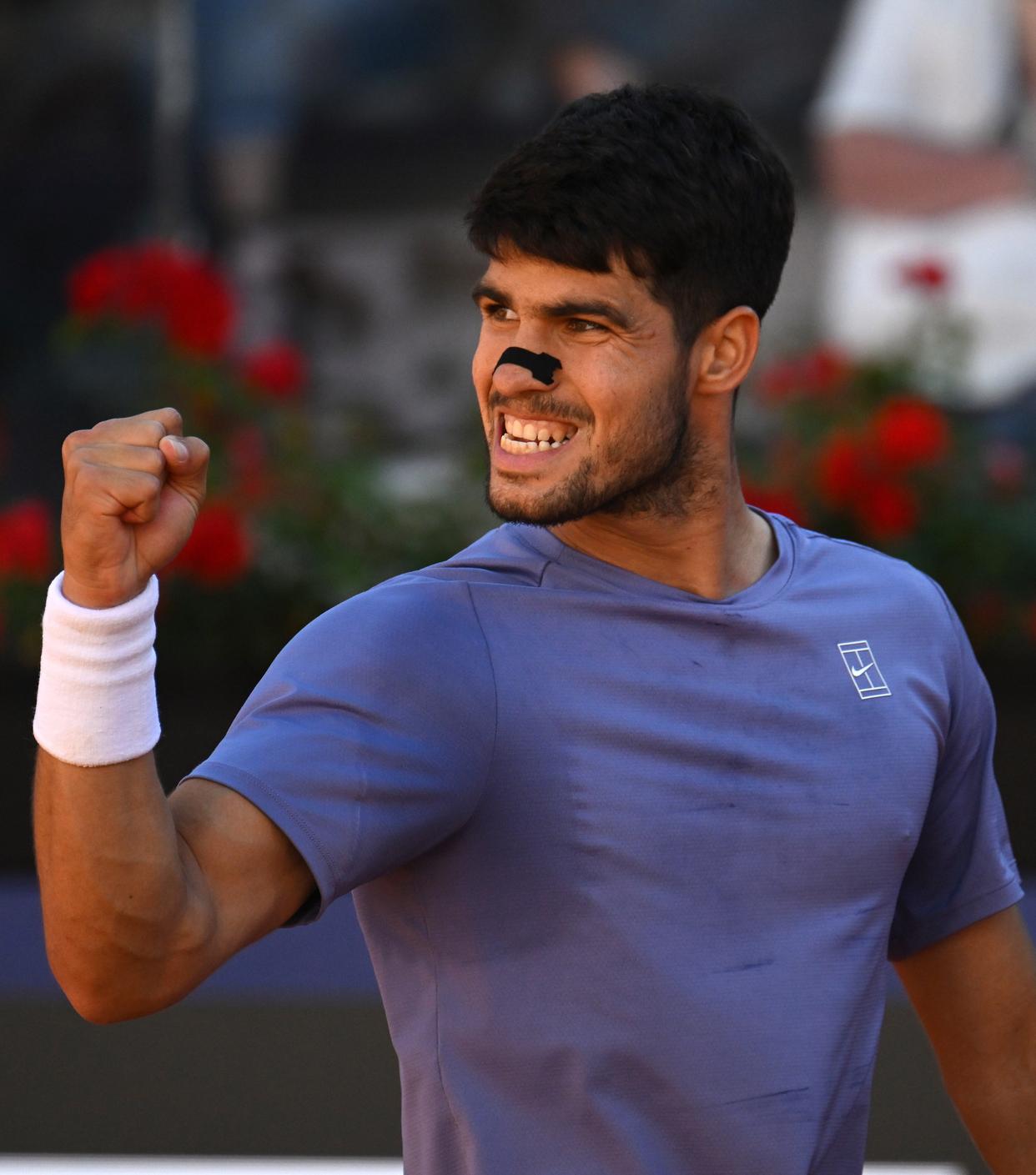 意大利网球队翻盘澳大利亚网球队，阿尔卡拉斯爆发神勇