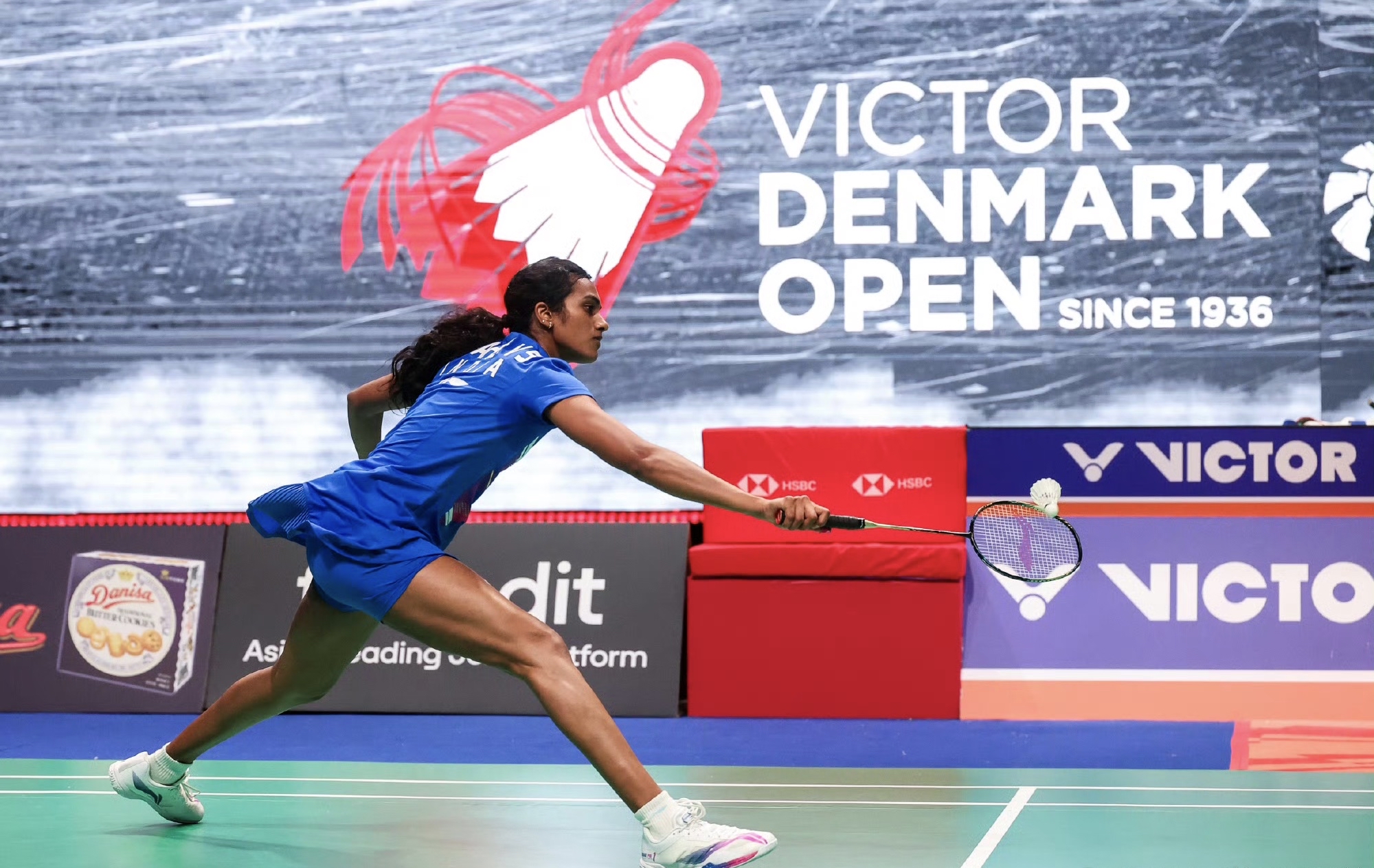 关于印度羽毛球队横扫英格兰羽毛球队，辛杜爆发神勇的信息