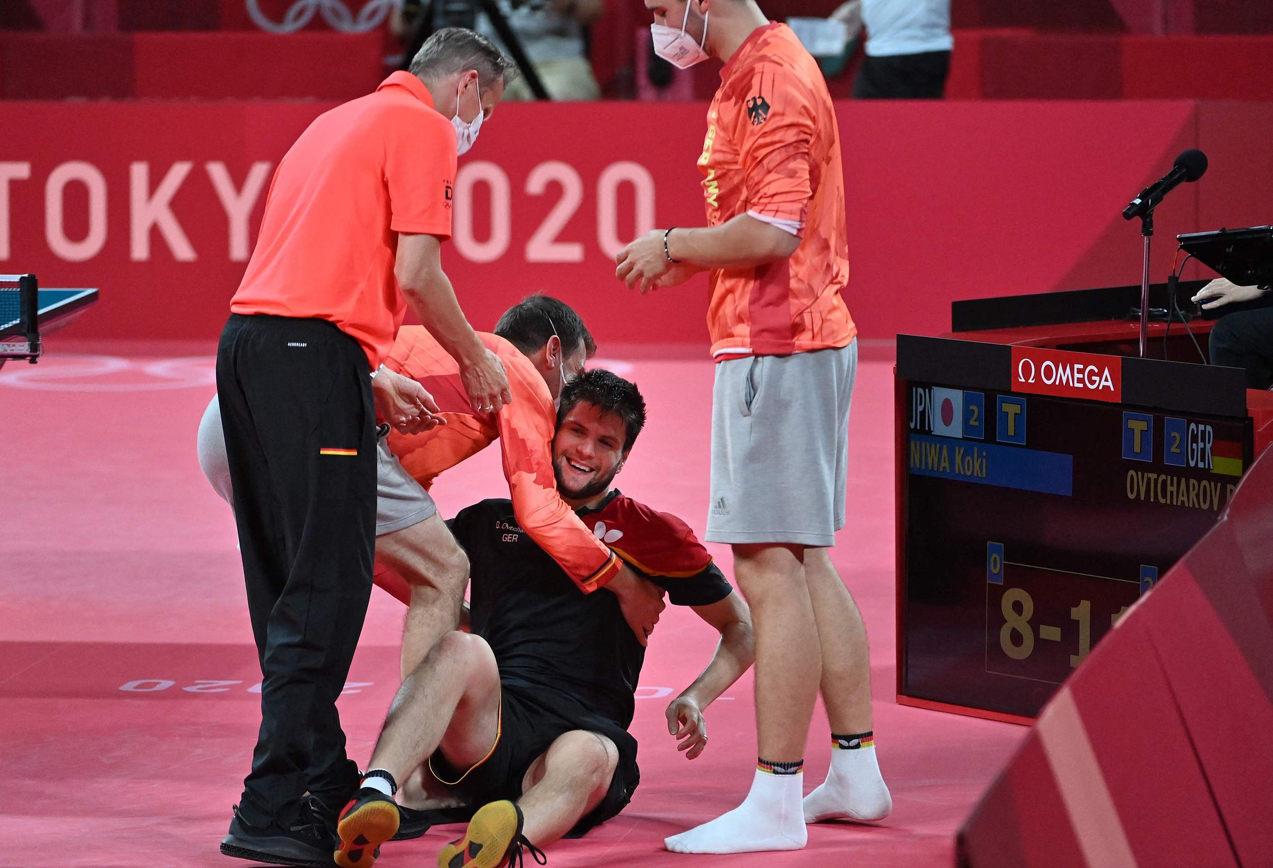 包含韩国乒乓球队完胜波兰乒乓球队，水谷隼统治全场的词条