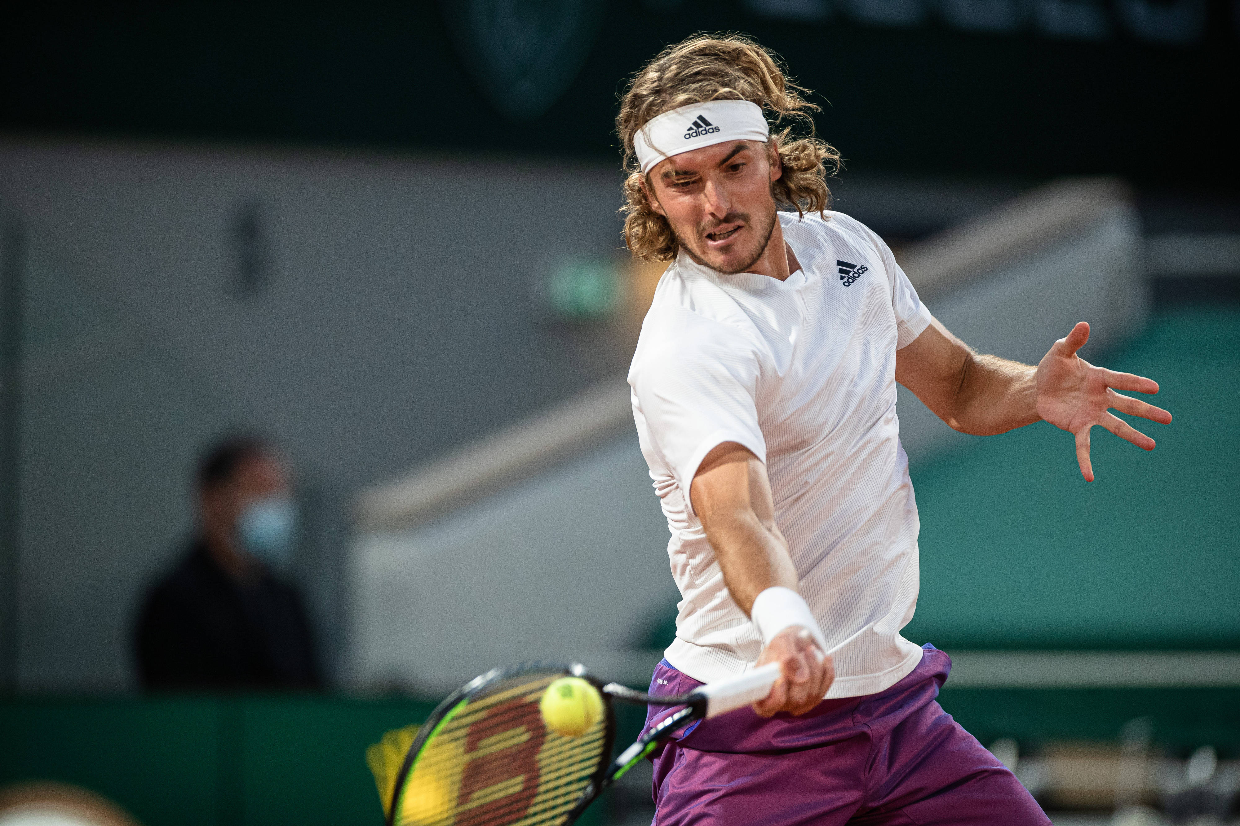 美国网球队逆转澳大利亚网球队，西西帕斯完成帽子戏法的简单介绍