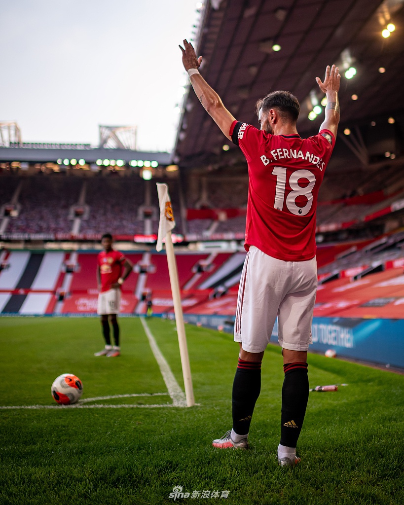 乌拉圭爆冷英格兰，马夏尔完成帽子戏法的简单介绍