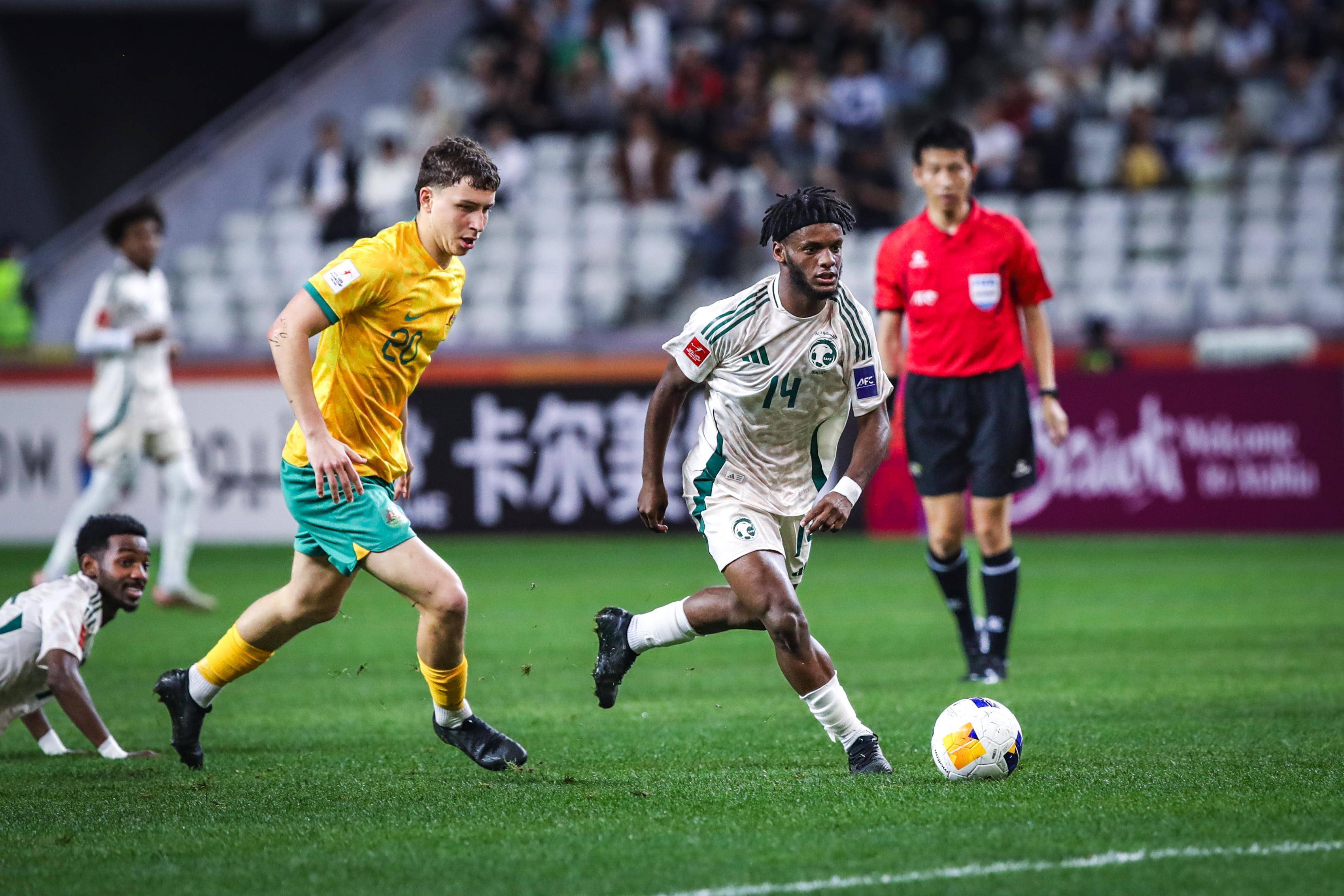 澳大利亚男篮喜获胜利，晋级下一轮