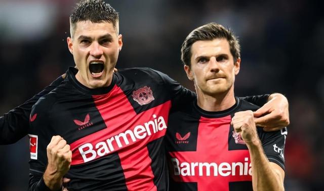 关于法兰克福战胜对手，领跑积分榜的信息