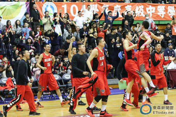 快速反击！比赛中球队快速反击奏效的简单介绍